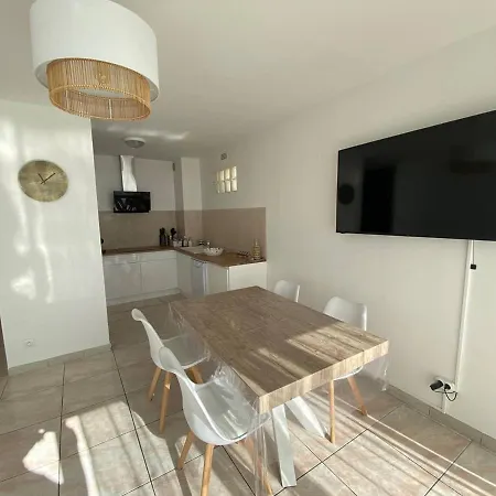 Duplex T3 Avec Clim, Parking Et Wifi - 6 Pers, Le Barcares - Fr-1-81-606 Le Barcares